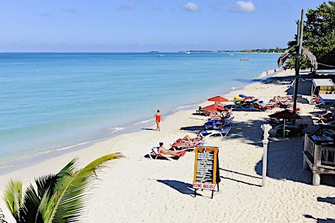 Hotell Legends Beach Resort