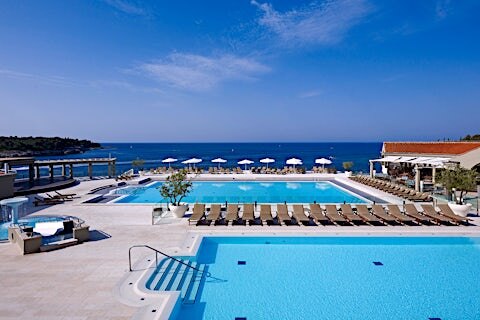 Park Plaza Verudela Apartments