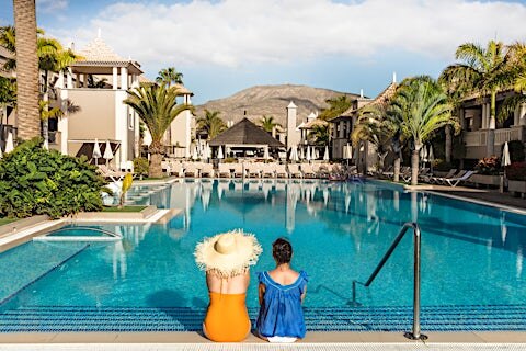 Blue Star Marylanza Suites & Spa